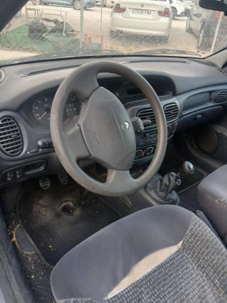 Renault Megane 2003