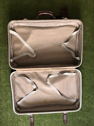 Maleta Vintage Granate con Ruedas y Cierres