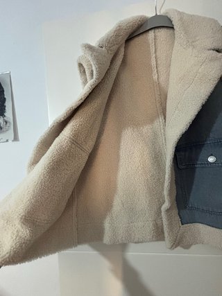 Chaleco vaquero borrego beige y azul