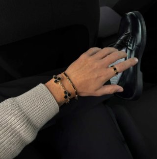 Anillo oro 18k y Ónix