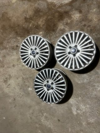 3 Llantas Ford Originales 16