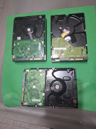 Lote 3 Discos Duros 500GB Seagate **Buen estado**