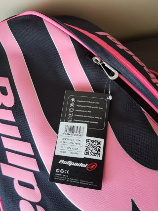 Pala Bullpadel + Bolsa Paletero SIN ESTRENAR