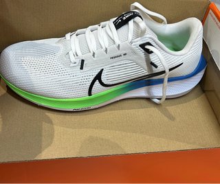 Nike Air Zoom Pegasus 40 Blancas y Verdes