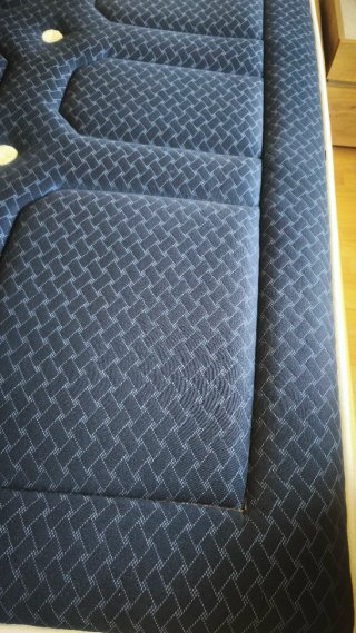 Colchón 150cm + ropa de cama y mas cosas