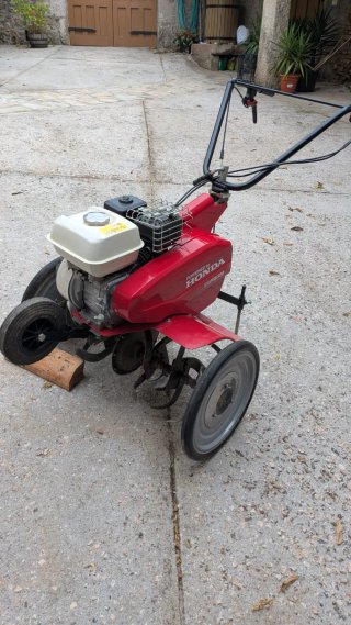 Motoazada Honda FG320