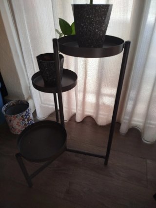 Soporte para macetas de metal Ikea