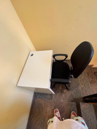 Pack Escritorio Blanco IKEA + Silla Oficina Negra