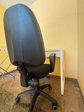 Pack Escritorio Blanco IKEA + Silla Oficina Negra