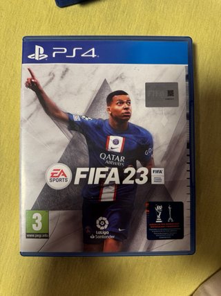 PS4 (Playstation 4) + 5 Juegos