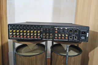 Preamplificador THULE PR250B con Mando