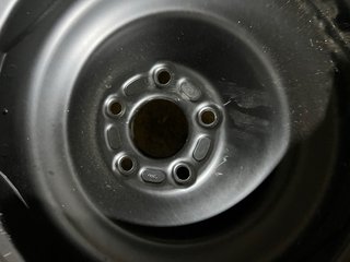 Llanta de emergencia Pirelli T125/85R15