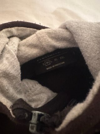 Chaqueta McKenzie marrón con cremallera