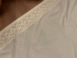 Mantilla media luna encaje