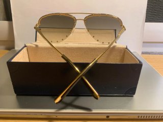 Gafas de sol Louis Vuitton con funda