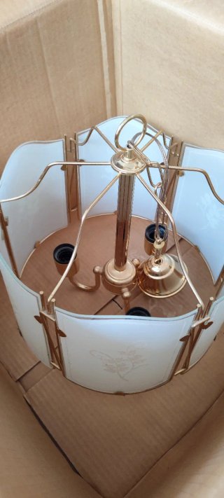 Lámpara de techo cristal y metal dorado