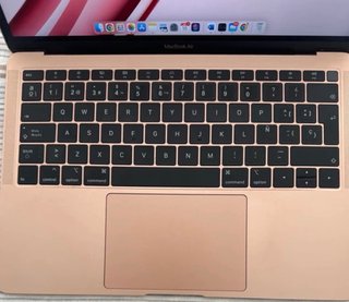 MacBook Air 13 2019 Oro