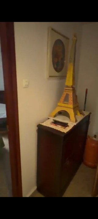 SE REGALA Cama turca o mueble auxiliar