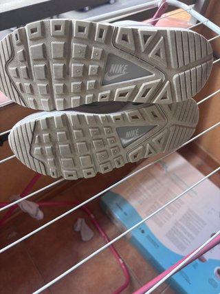 Deportivas Nike Air beige