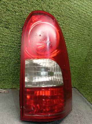 46045 piloto tras der 8360232023 ssangyong actyon