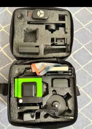 Nivel láser 3D 16 lineas verdes,2baterías y extras