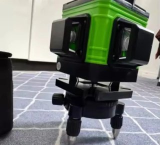 Nivel láser 3D 16 lineas verdes,2baterías y extras