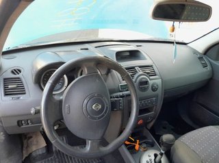 Renault 1147184 centralita motor 8200321263 megane