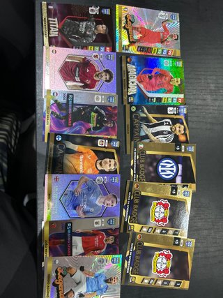 13 cromos FIFA 365
