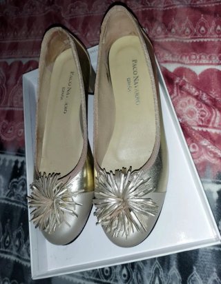 Zapatos Paco Navarro dorados