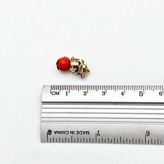 Colgante de oro 18kt con gema