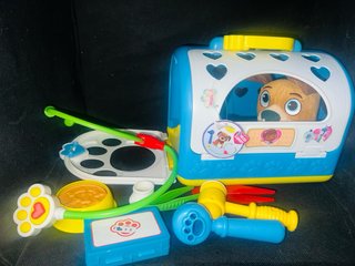 Transportín Doctora Juguetes con Accesorios
