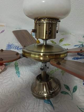 Lámpara Ventilador Madera y Bronce