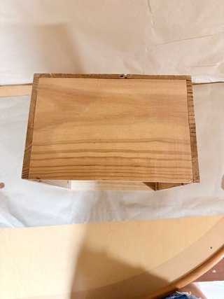 Caja decorativa de madera y tela