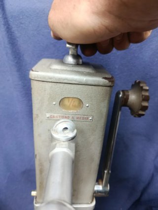 Expendedor Solenry Aceite Años 40