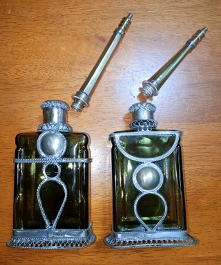 Antiguos Perfumadores Vidrio verde metal, Karl Hör