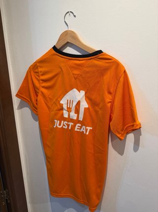 Chaqueta y Camiseta Just Eat Talla M Naranja
