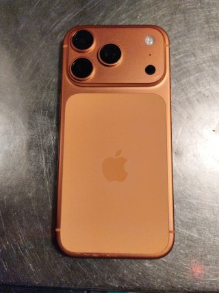 iPhone 17 Pro 256 GB Naranja Y funda.