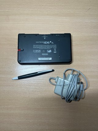 Nintendo DSi XL Azul + Cargador y Lápiz