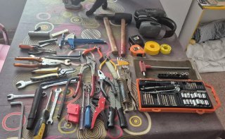 Lote de herramientas manuales y de taller