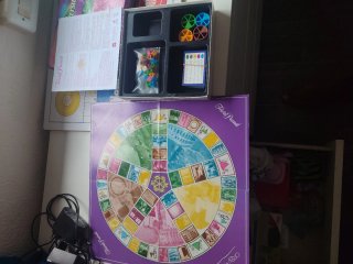 Trivial Pursuit Genus - Juego de Mesa