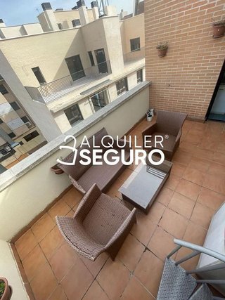 Ático en alquiler en Campamento en Madrid