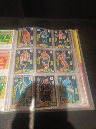 Álbum Fútbol Panini Adrenalyn 2018-19