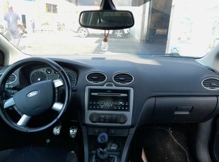Centralita ford 6m5112a650yb focus berlina 1147121