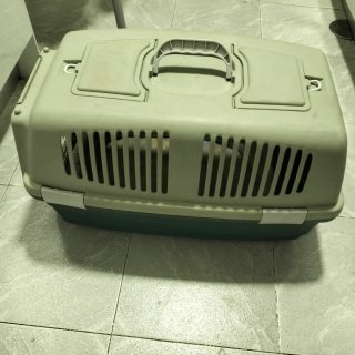 Transportín para mascotas beige y verde