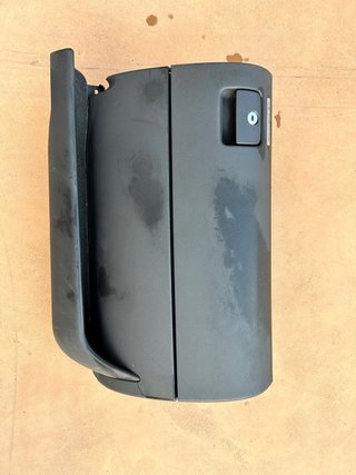 Guantera Audi S3 8L