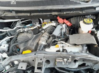 1147301 284b69501r caja renault kadjar business