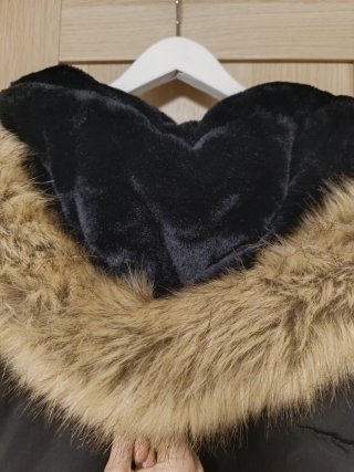 Abrigo Zara Negro Talla S. Muy abrigado