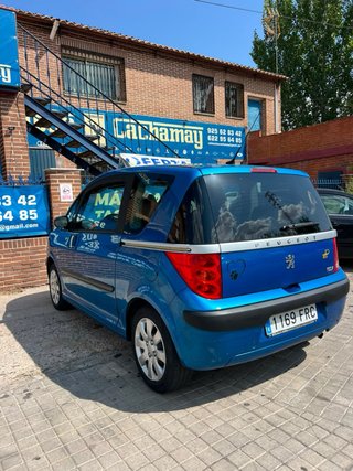 Peugeot 1007 2007