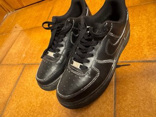 Nike Air Force 1 Negras