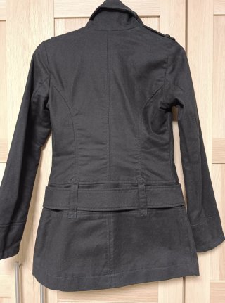 Abrigo Bershka Negro Talla M